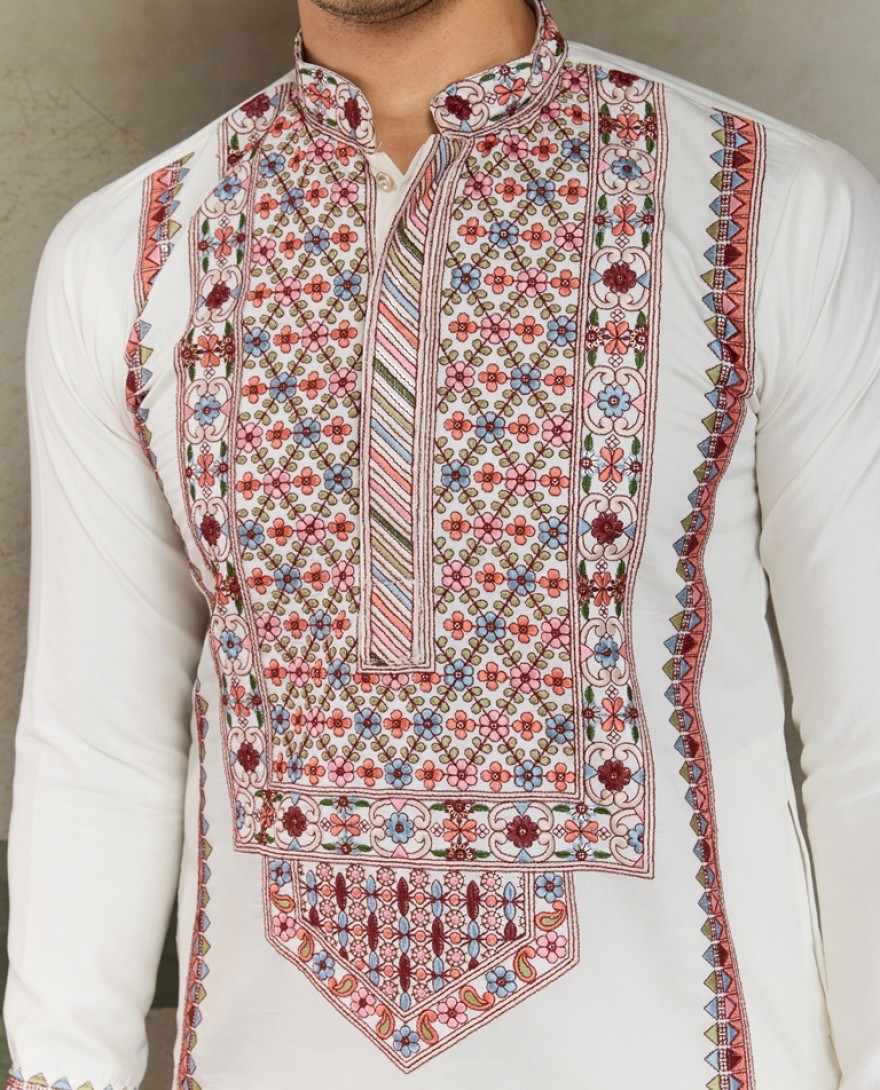 61303-white - Colors of Tradition – White Statement Kurtas for Every Celebration
